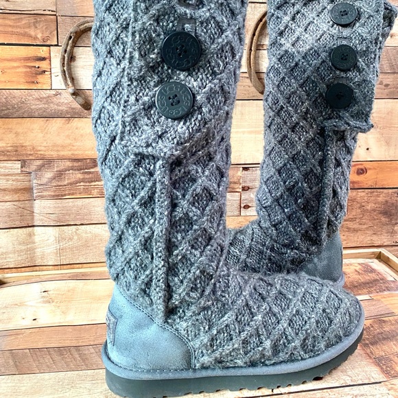 UGG Shoes - Amazing CHUNKY sweater knit UGGS - convertible w soft plush wool insole ✨